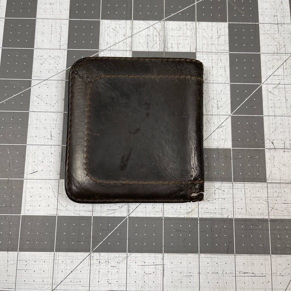 Authentic Louis Vuitton Two Folded Wallet Utah Leather Men’s Bifold Card Holder - Picture 2 of 16